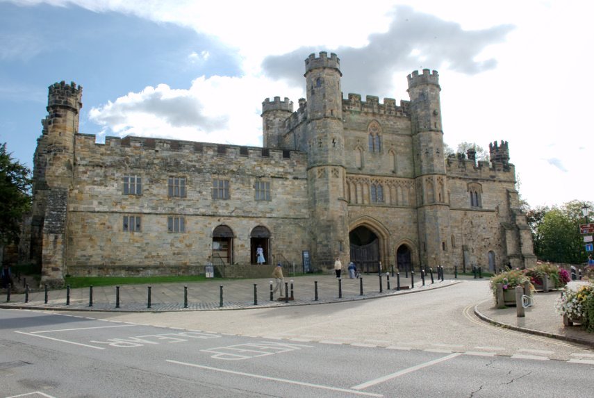 The Gatehouse, Battle Abbey, Battle, Sussex, England, Great Britain